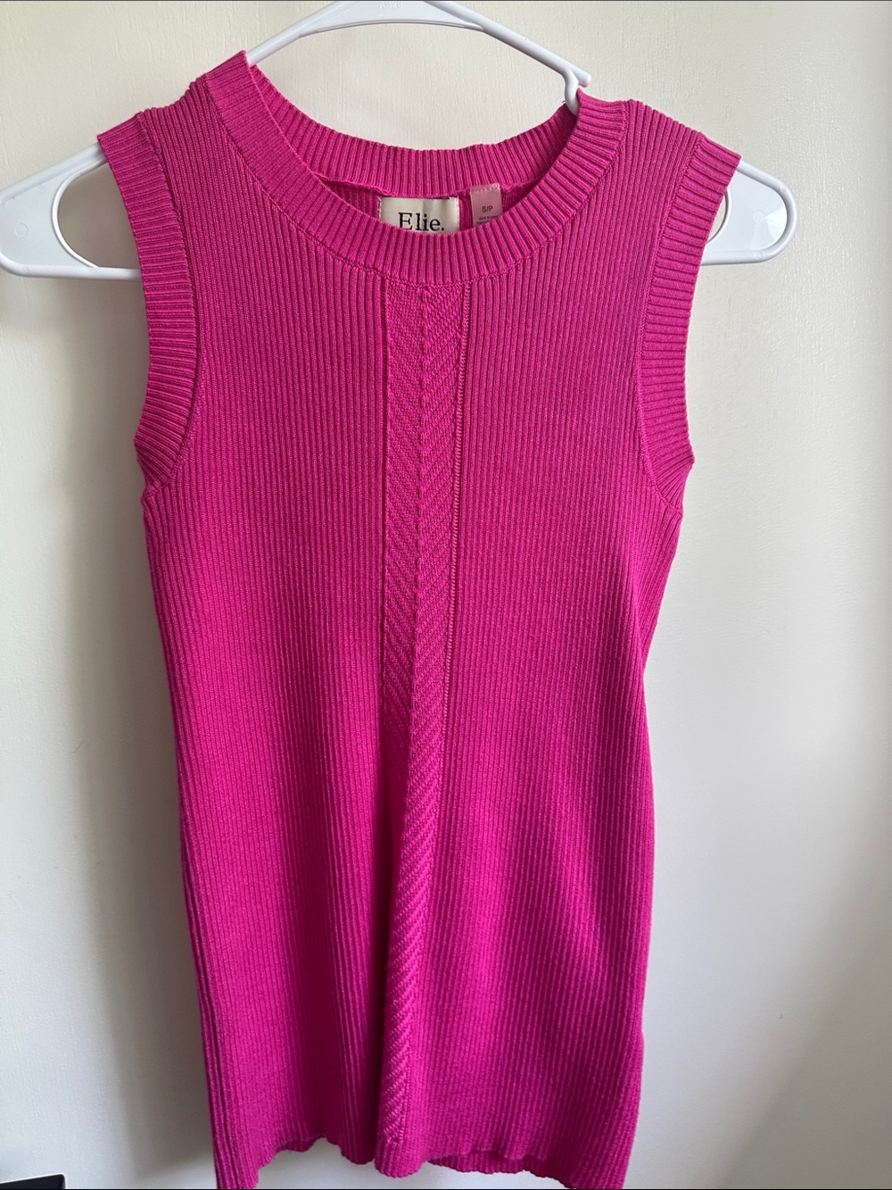 Elie Fuchsia Knit Sleeveless Top size Small